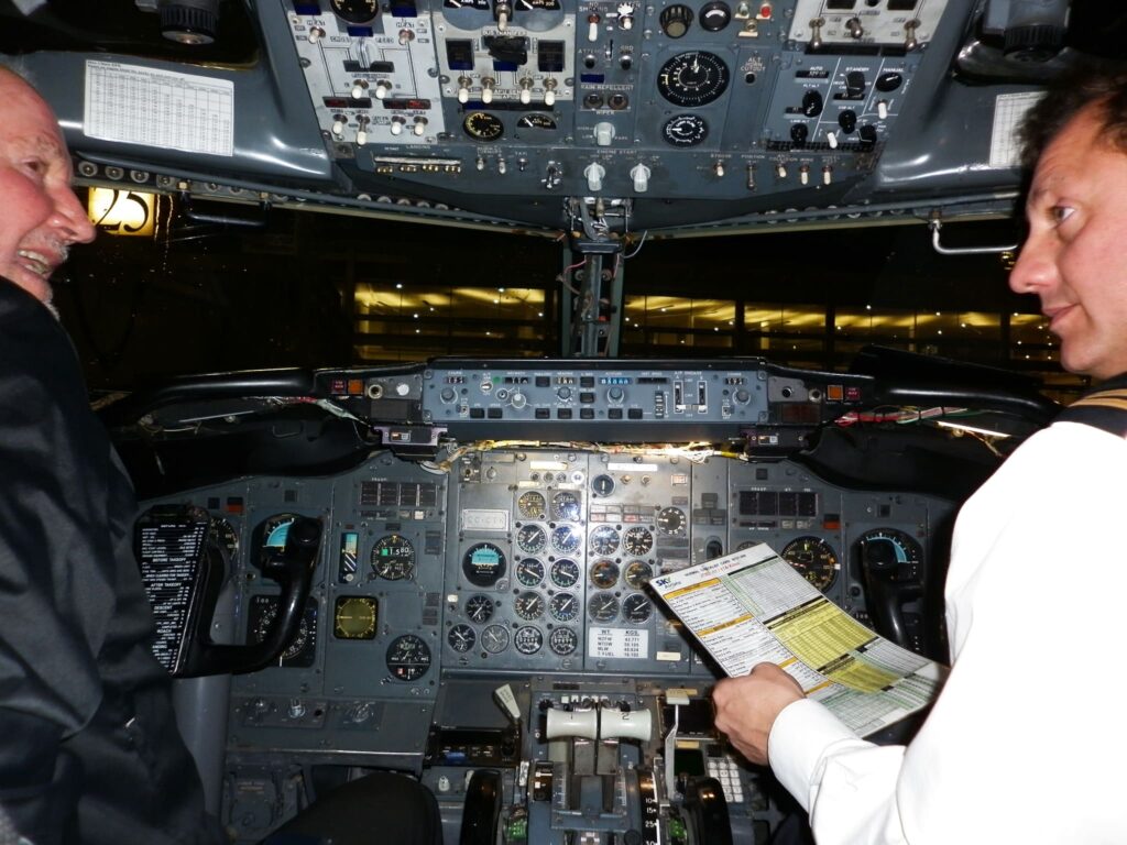 SKY B737