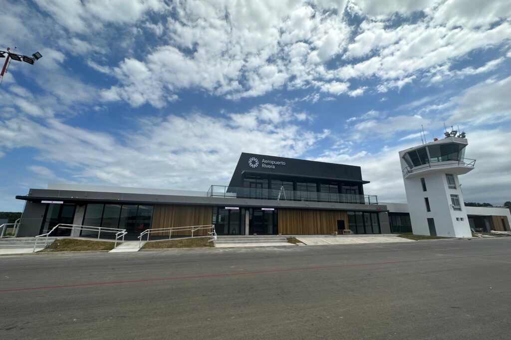 Aeropuerto Rivera