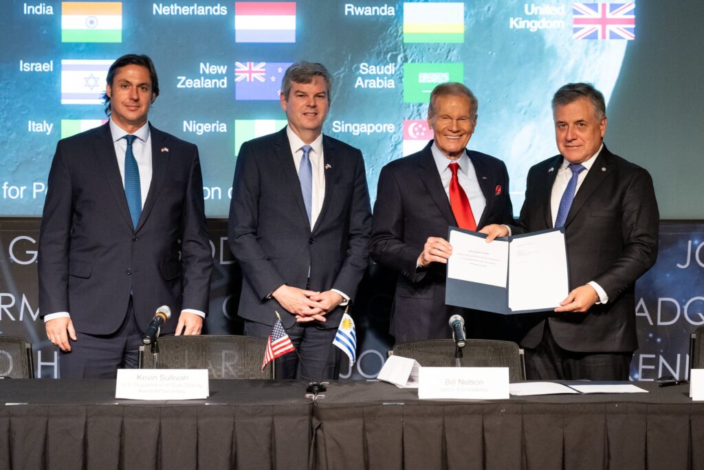 Uruguay Acuerdos Artemis