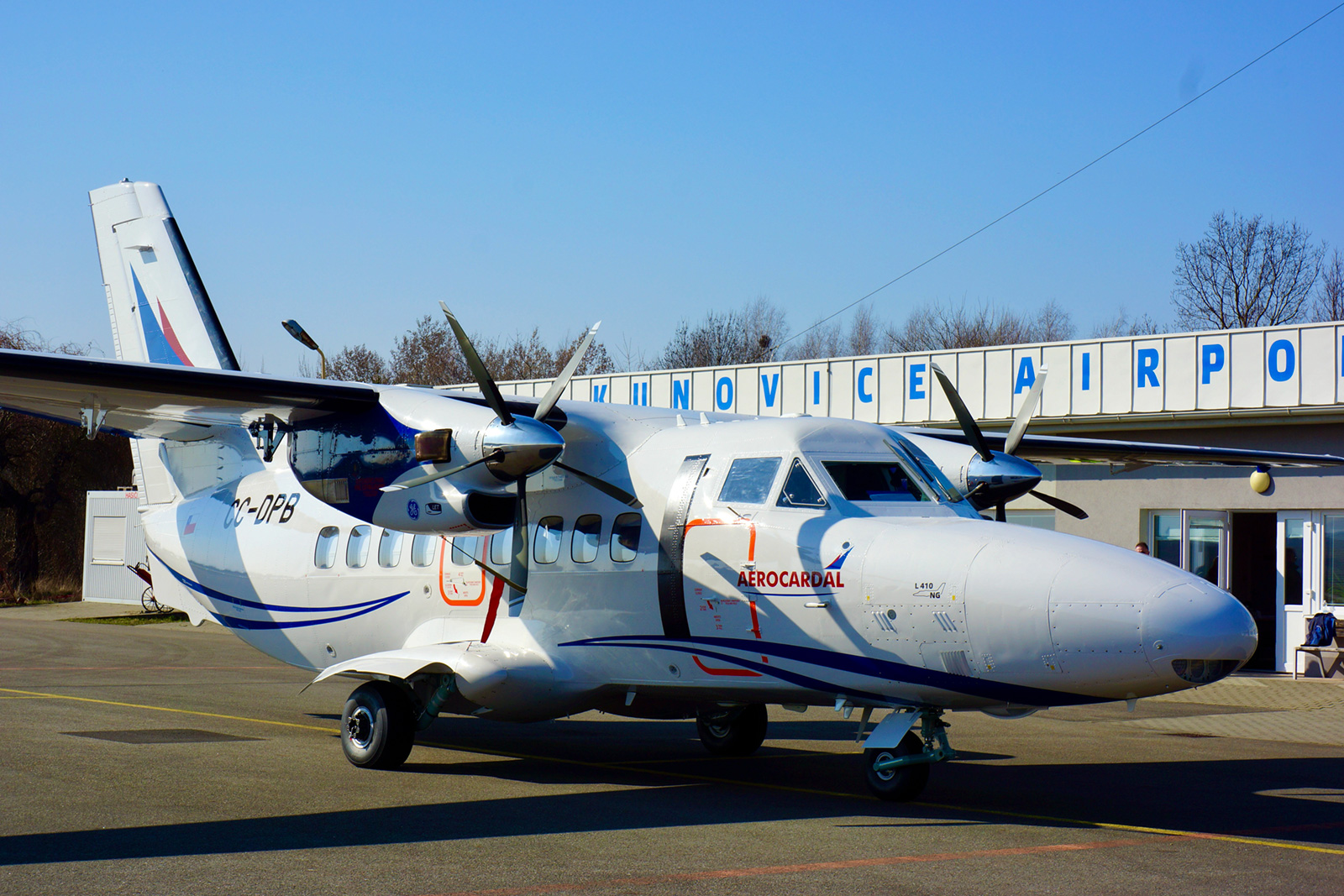 Let L-410NG